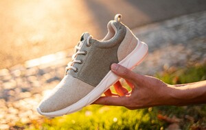 8000 Kicks Waterproof Hemp Sneakers 