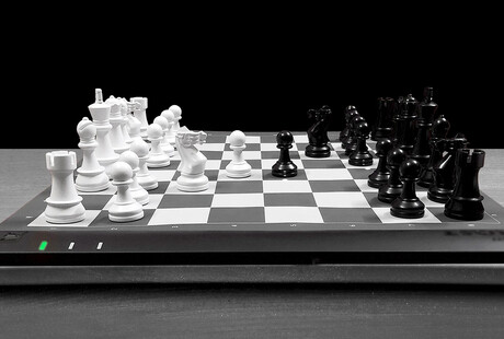Portable Smart Chessboard