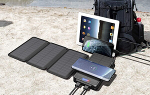Qisa Foldable Solar Charging Station