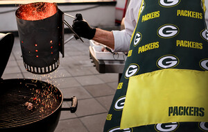 NFL Team Chef Aprons & Hats