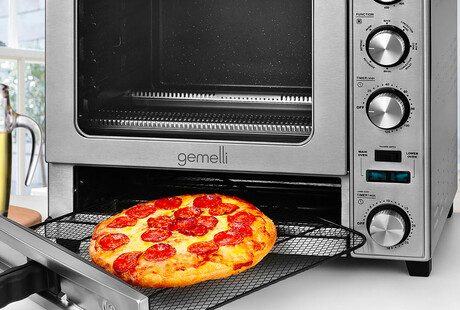 Fully-Equipped Convection Oven 