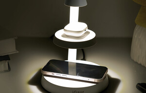 Vivzone Wireless Charging Pyramid
