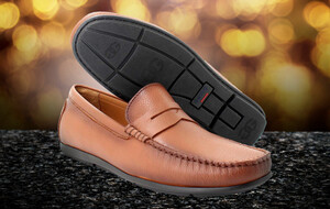 Genio Loafers & Driving Shoes