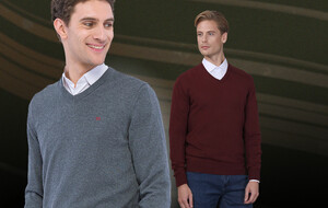 Amedeo Exclusive V-Neck Sweaters