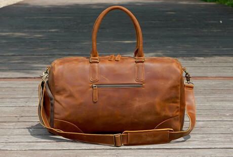 Robust Leather Travel Bags