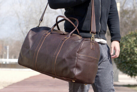 Robust Leather Travel Bags