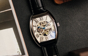 Thomas Earnshaw Watches & Accessories