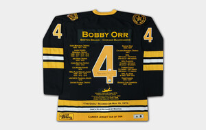 Autograph Authentic Bobby Orr Memorabilia