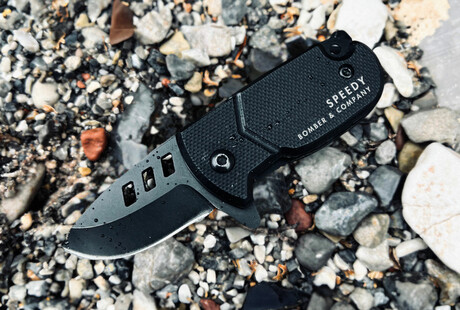 Compact Tactical Pocket Knives