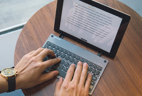 Foldable Bluetooth Keyboards