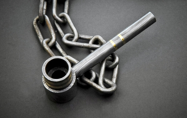 Handcrafted Pipes