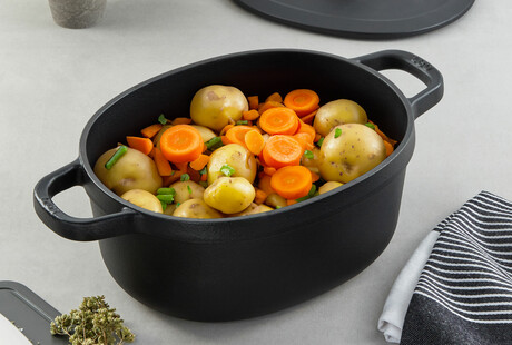 Dutch Ovens & Stock Pots
