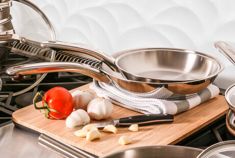 Frying Pans & Skillets