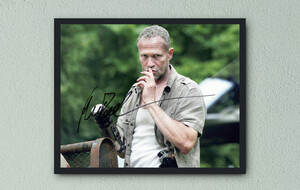 Autograph Authentic Signed Memorabilia