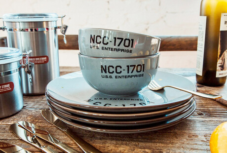 Licensed Star Trek Kitchenware