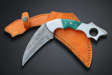 Handcrafted Precision Knives
