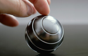 Mesmerizing Kinetic Desk Toy