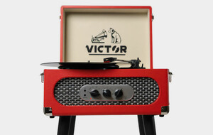 A 5-in-1 Modern Retro Music Center