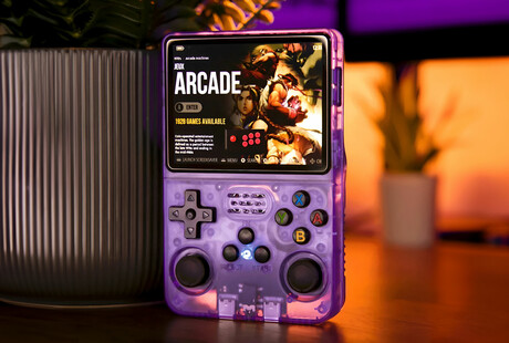 Handheld Gaming Console