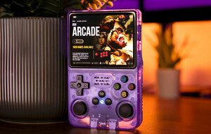 Handheld Gaming Console